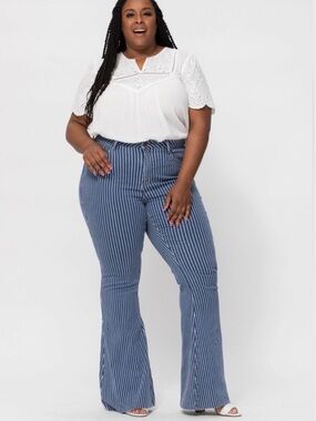Judy Blue High Waist Super Flare Blue White Pin Stripe Jeans Size 16W
